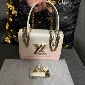 SOLD
Louis Vuitton Pink and Cream Shoulder Bag with Gold Chain